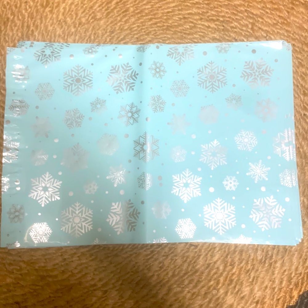 12-14.5 X 19 poly mailers